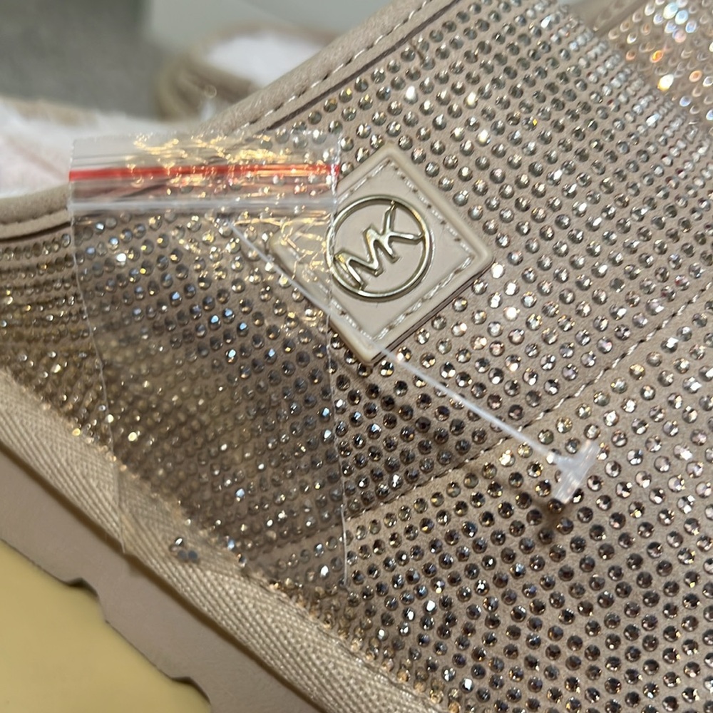 BNIB Michael Kors Women’s Winnie Slippers - Picture 4 of 11